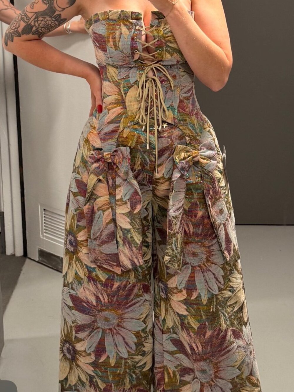 AKIRA Sunflower Fields Floral Corset & Wide Leg Pant 2 Piece Set M/L